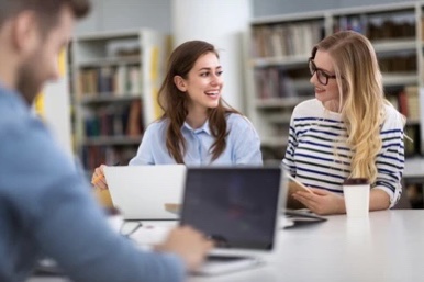学生スタッフ ~TIUで出来るアルバイト~